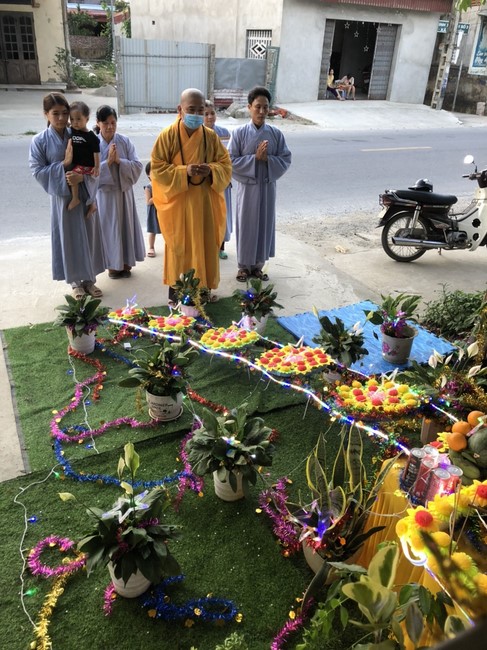 Dong Cao Pagoda granting the merit certificate to Buddhists having  the design of Lumbini garden at home.